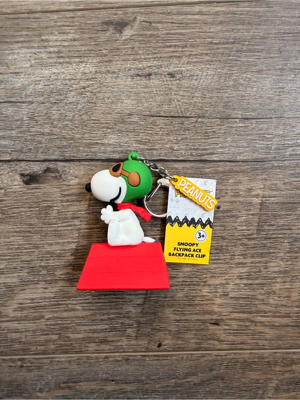 Snoopy Keychain - Picture 2 of 5
